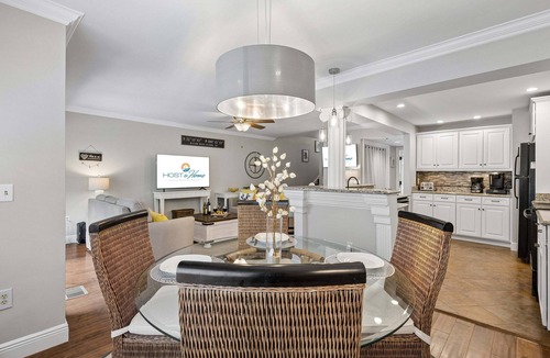 Palmetto Dunes Villa | Charming 2BR Villa with lagoon views in Palmetto Dunes, Community Pool and Walk to Beach!