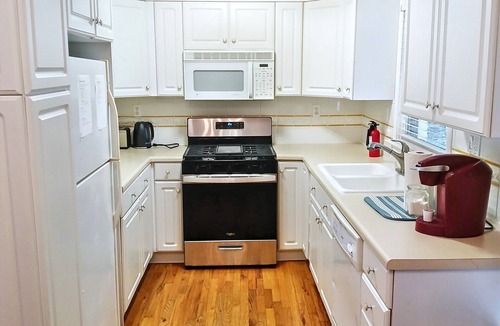 Loring Heights House | Charming 3-Bedroom Atlanta Retreat Near Midtown