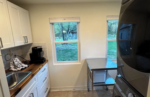 Free Union Other | Charming 3-bedroom farmhouse with AC and WiFi in Free Union