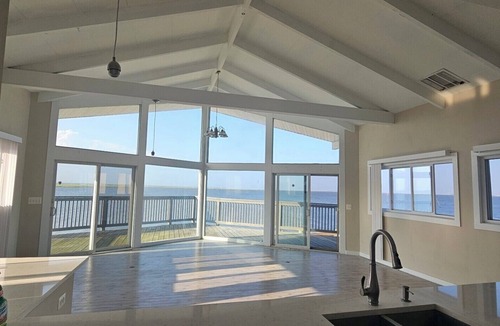 Leeds Point House | Charming 3-bedroom house in wonderful West Creek with AC