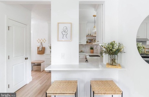 Aurora Highlands House | Charming 3-bedroom house in Arlington