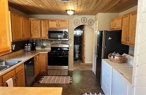 Deadwood House | Charming 3 bedroom home minutes away from Deadwood!