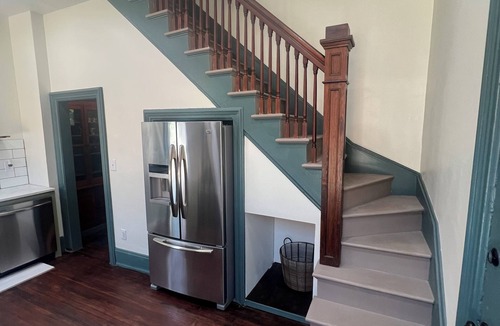 Hannibal House | Charming 3-bedroom house with WiFi and AC in Hannibal