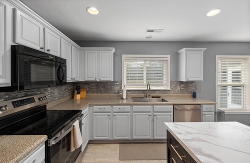 Northeast Raleigh House | Charming 3-bedroom house in fabulous Raleigh. Prime Location.