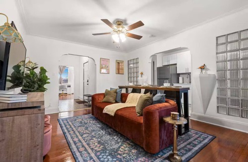 Hoboken Apartment | Charming 3BR Retreat w/Terrace – Mins to NYC