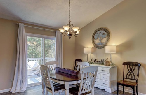 Woodstock House | Charming 3BR Station Home - Fast WiFi, Deck & Parking!