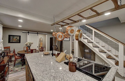Johnson County House | Charming 4-bedroom farmhouse in Shady Valley, TN with breathtaking view