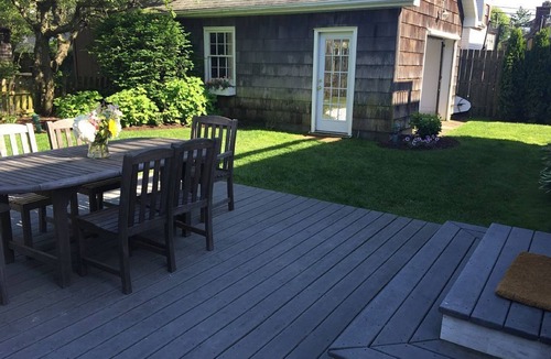Avon House | Charming 5-bedroom house, block and a half to the beach in Bay Head