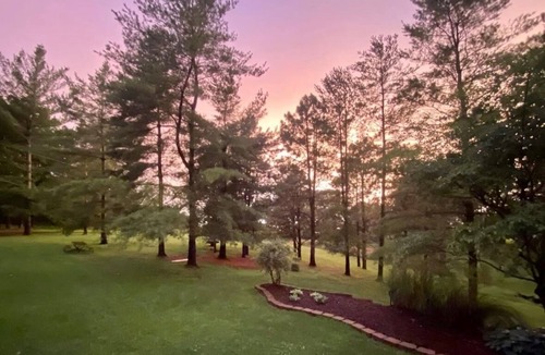 Johnston House | Charming and Private 3-bedroom house by Saylorville Lake, North of Johnston