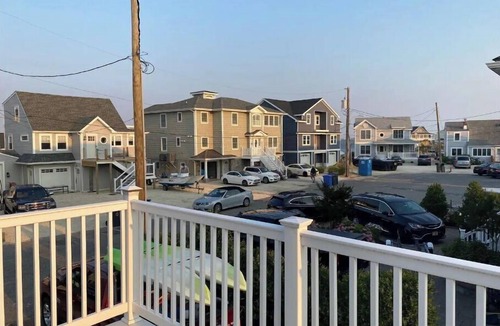 Beach Haven West House | Charming Beach House on the Lagoon