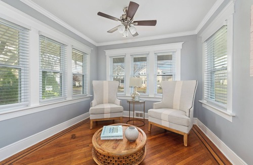 Long Branch House | Charming beach house with AC, WiFi in peaceful North End of Long Branch.
