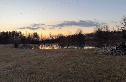 Purcellville Cottage | Charming Cottage in Purcellville on 12 Gorgeous Acres with 2 Acre Stocked Pond