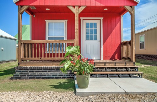 El Reno Cottage | Charming Cottage on Historic Rt 66 west side of Yukon