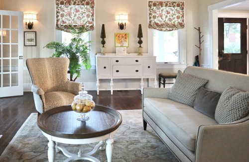 Clarksville Bed & Breakfast | Charming Farmhouse Retreat: Historic Inn Farm Stay