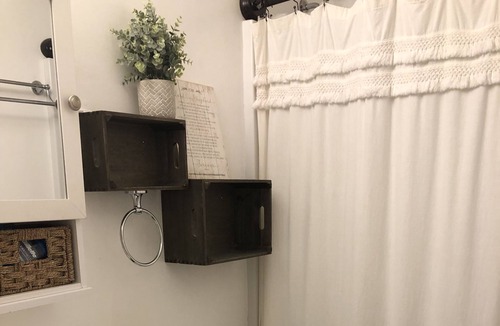 Severna Park House | Charming furnished rental for long term stays in Severna Park