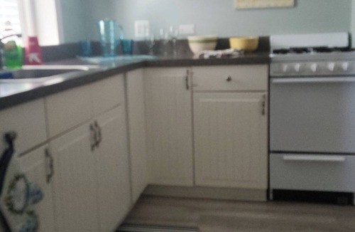 Ocean Grove Apartment | CHARMING , NEW RENO, STUDIO APT. MTHLY RENTAL JUNE START - 1 1/2 BLOCKS TO BEACH