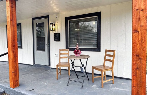 Vinita House | Charming Retreat 3BR home Vinita