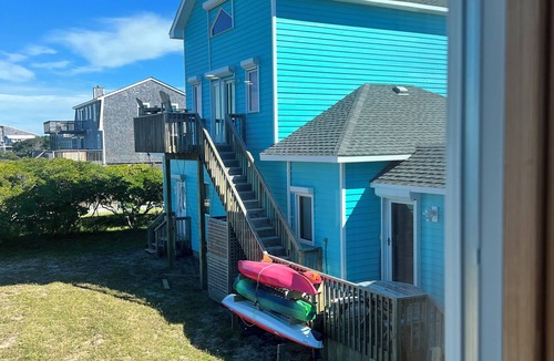 Frisco House | Charming Sound-front Captains Quarters in Frisco WiFi, streaming & perfect views