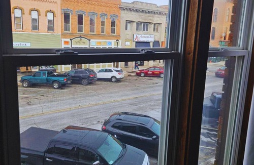 Hastings Apartment | Charming studio apartment in Downtown Hastings.