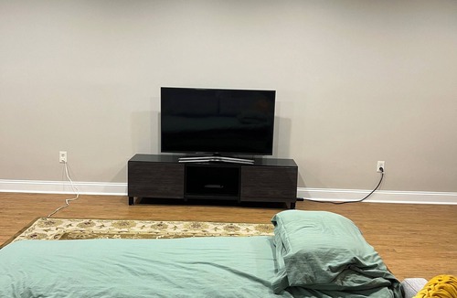 Woodbine House | Charming studio with 1 queen sofa bed and 1 full bath . With AC, WiFi and TV