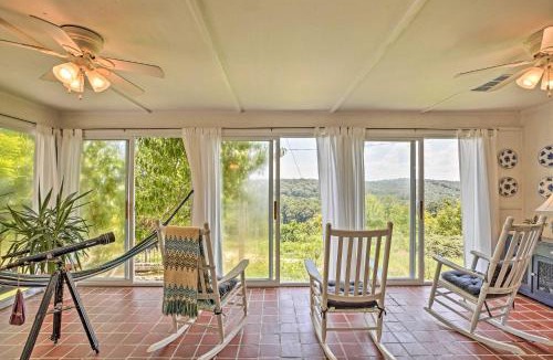Summerville House | Charming Summerville Home with Yard and Sunroom!