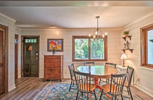 Summerville House | Charming Summerville Home with Yard and Sunroom!