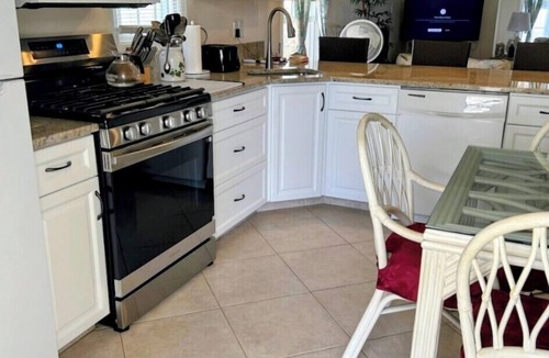 Diamond Beach House | Charming two-story townhouse! Sleeps 12