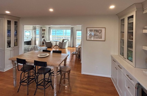 Churchton House | Charming WATERFRONT 3BR/2BA cottage - 20 mins to Annapolis/40 mins to downtwn DC