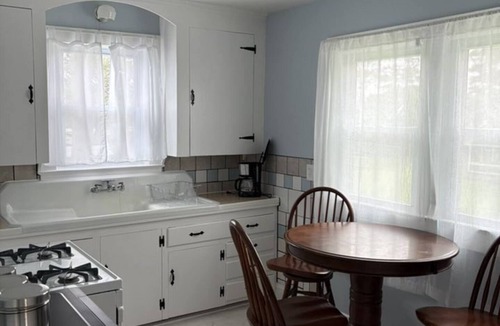 West Ocean City Apartment | Charming Waterfront 1bd Apartment Hideaway Cozy Winter Rental in West OC