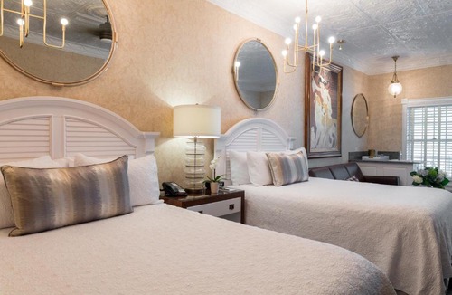 Spring Lake Hotel | Chateau Inn and Suites