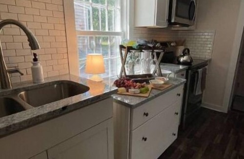Edenton House | Cheerful 2-bedroom Edenton bungalow getaway