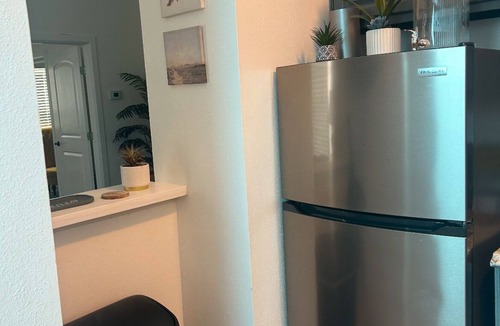Joplin Condo | Cheery Island Bliss