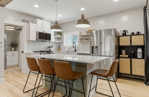 Cherry Street House | Cherry Street Getaway