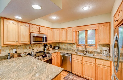 Blowing Rock Condo | Chetola:Berkshires 3 - 3BR with 2 sleeper sofas-Walk To Blowing Rock