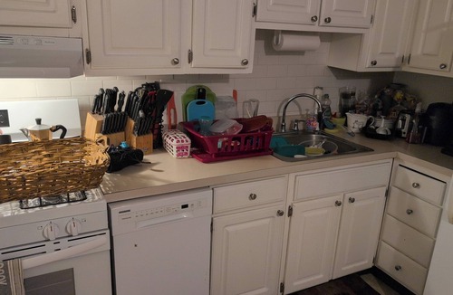 Stone Tavern Apartment | Chic 1-bedroom apartment with AC, WiFi in charming Hightstown