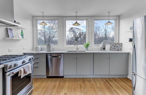 Princeton House | Chic Industrial Lounge near Princeton U!
