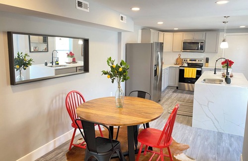 Downtown House | Chic Spacious Downtown Home - 5 Mins To Frederick Health Hospital & Fort Detrick