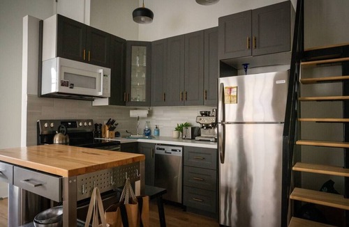 Downtown Brooklyn Apartment | Chic Urban Loft with Waterfront Viewsn