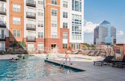 Downtown Apartment | City Center Apartment, Walk Everywhere, Wifi