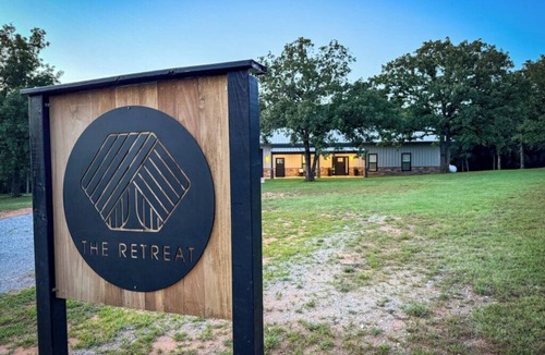 Oklahoma County House | City Escape by ReTreat OKC