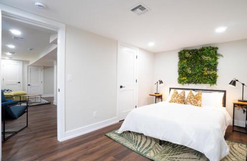 North Bergen House | CityLine Group Stay | Near NYC | Private Parking
