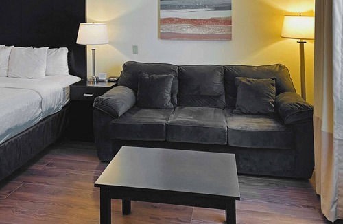 Toms River Hotel | Clarion Hotel & Conference Center Toms River