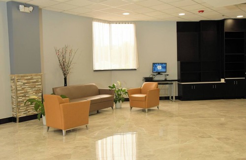 Jacksonville Hotel | Clarion Pointe Jacksonville near Camp Lejeune