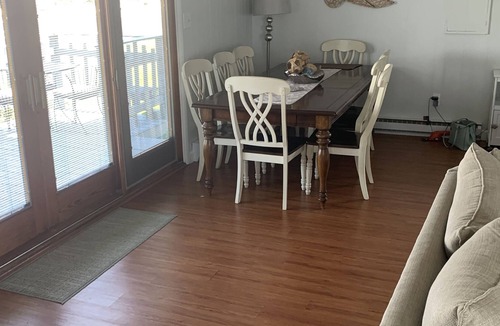 Surf City House | Clean beautiful Beach House