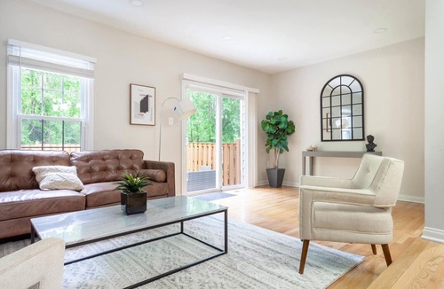 Fairfax House | Clean Fairfax 3BR w/W/D, close to Nationals Park, by Blueground