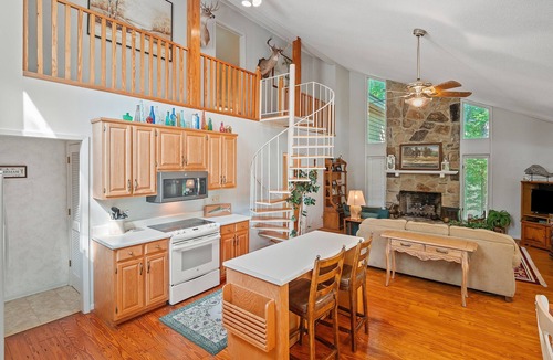 Jasper House | Clear Creek Escape - double decker dock, swim dock and fishing pier