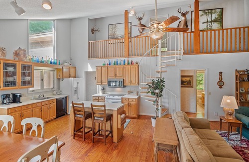 Jasper House | Clear Creek Escape - double decker dock, swim dock and fishing pier