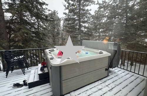 Lead House | Close to Terry Peak. Pet friendly cabin in Lead/Deadwood area. 6 beds, 3 rooms.