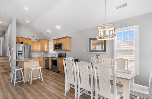 South End House | Coastal Getaway, lovely 3 bedroom, 2 bath house in serene Ocean City