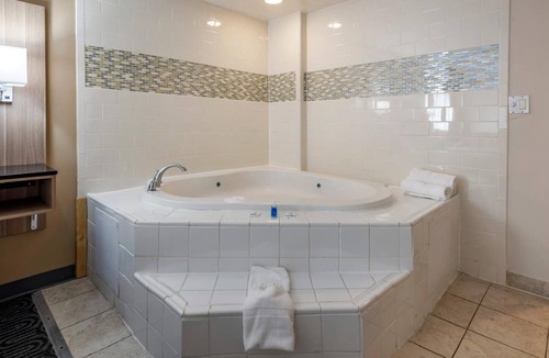 Atlantic City Hotel | Coastal Inn by Beach and Boardwalk